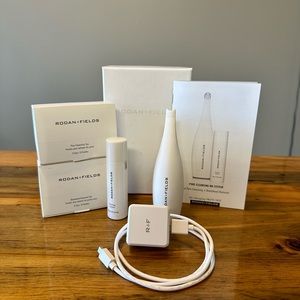 Rodan + Fields Pore Cleansing MD System
